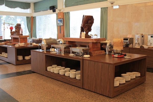 花蓮飯店，怡園渡假村，