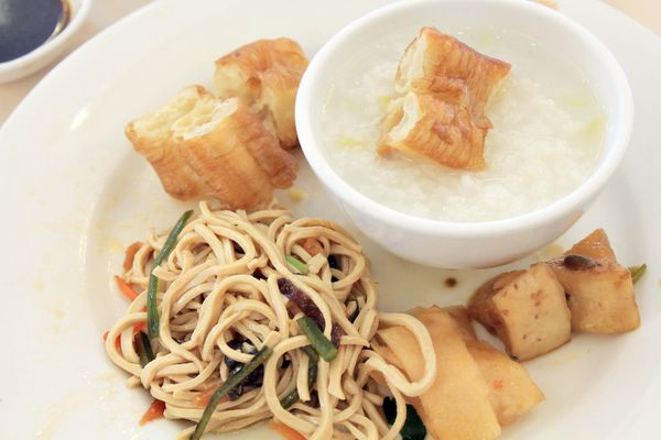 花蓮飯店，怡園渡假村，