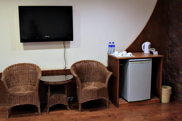 花蓮旅館，花蓮飯店，怡園渡假村，立川魚場