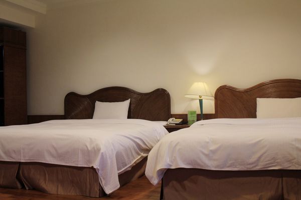 花蓮旅館，花蓮飯店，怡園渡假村，立川魚場