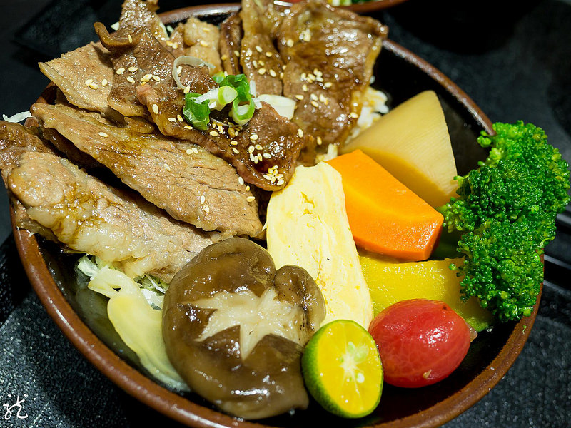 11265212_988609211158257_194131753_o