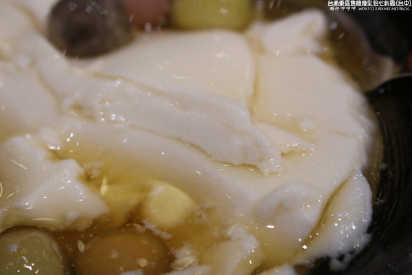 台南東區焦糖煉乳包心粉圓(台中旗艦店)：台南東區焦糖煉乳包心粉圓(台中旗艦店)~好吃耶!難怪每次經過都大排長龍~104.05.17