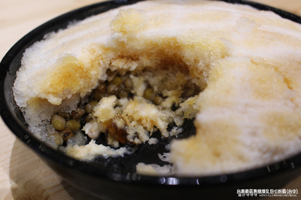 台南東區焦糖煉乳包心粉圓(台中旗艦店)：台南東區焦糖煉乳包心粉圓(台中旗艦店)~好吃耶!難怪每次經過都大排長龍~104.05.17