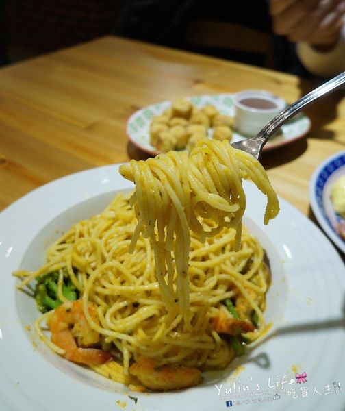 翁林林Café：翁林林caf'e ♥ 新埔早午餐 ♥ 義大利麵