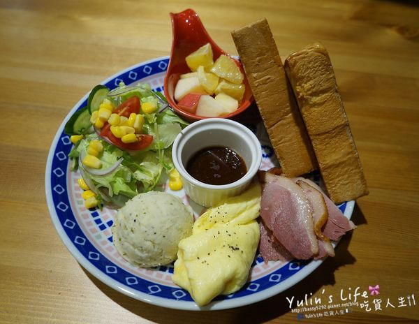 翁林林Café：翁林林caf'e ♥ 新埔早午餐 ♥ 義大利麵
