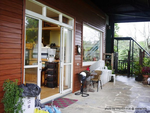 岳家庄夜景咖啡廳:【食記】台中岳家庄夜景咖啡廳.夜生活@沙鹿東海藝術街&都會公園後山 : 以咖啡,輕食,披薩與鐵塔佐海線夜景…