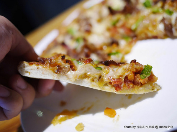 岳家庄夜景咖啡廳:【食記】台中岳家庄夜景咖啡廳.夜生活@沙鹿東海藝術街&都會公園後山 : 以咖啡,輕食,披薩與鐵塔佐海線夜景…