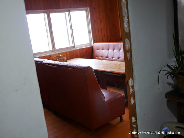 岳家庄夜景咖啡廳:【食記】台中岳家庄夜景咖啡廳.夜生活@沙鹿東海藝術街&都會公園後山 : 以咖啡,輕食,披薩與鐵塔佐海線夜景…