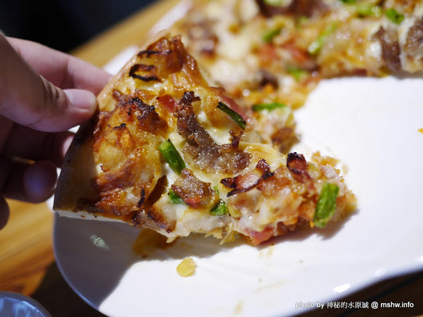 岳家庄夜景咖啡廳:【食記】台中岳家庄夜景咖啡廳.夜生活@沙鹿東海藝術街&都會公園後山 : 以咖啡,輕食,披薩與鐵塔佐海線夜景…