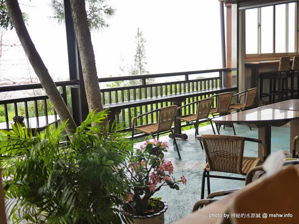 岳家庄夜景咖啡廳:【食記】台中岳家庄夜景咖啡廳.夜生活@沙鹿東海藝術街&都會公園後山 : 以咖啡,輕食,披薩與鐵塔佐海線夜景…