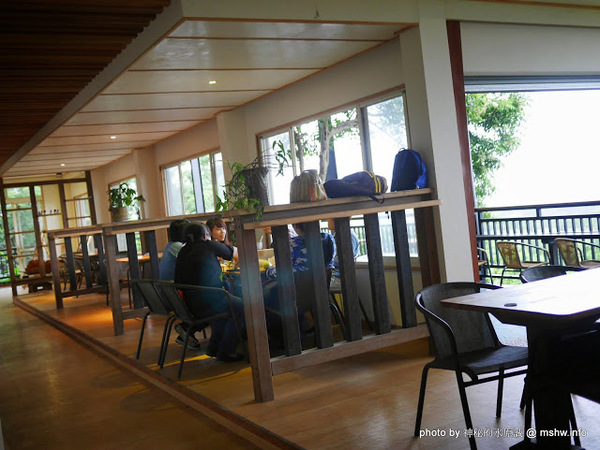 岳家庄夜景咖啡廳:【食記】台中岳家庄夜景咖啡廳.夜生活@沙鹿東海藝術街&都會公園後山 : 以咖啡,輕食,披薩與鐵塔佐海線夜景…