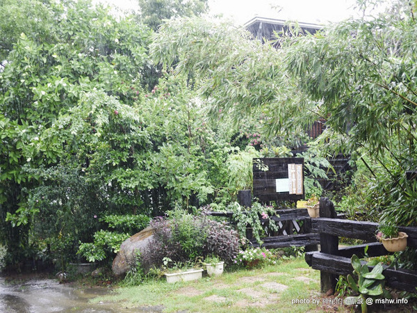 岳家庄夜景咖啡廳:【食記】台中岳家庄夜景咖啡廳.夜生活@沙鹿東海藝術街&都會公園後山 : 以咖啡,輕食,披薩與鐵塔佐海線夜景…