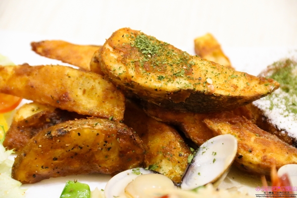 HERDOR Tea House 禾多：【東區餐廳】☼HERDOR Tea House 禾多☼夢幻公主風餐廳/早午餐、下午茶、甜點/蛋糕棒棒糖蛋糕派對、瓶子蛋糕、瓶子冰沙/IG拍照打卡景點