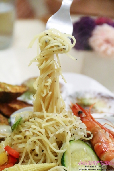 HERDOR Tea House 禾多：【東區餐廳】☼HERDOR Tea House 禾多☼夢幻公主風餐廳/早午餐、下午茶、甜點/蛋糕棒棒糖蛋糕派對、瓶子蛋糕、瓶子冰沙/IG拍照打卡景點