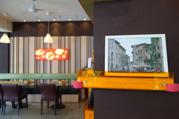 咖啡家coffee+(漢口店)：1040502[官本金文愛台灣]台中市北區咖啡家coffee+漢口店早午餐或下午茶平價高CP值便宜又大碗的餐點學生小資上班族最愛