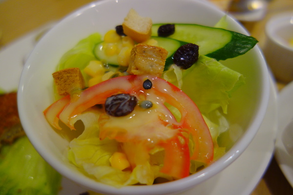 咖啡家coffee+(漢口店)：1040502[官本金文愛台灣]台中市北區咖啡家coffee+漢口店早午餐或下午茶平價高CP值便宜又大碗的餐點學生小資上班族最愛