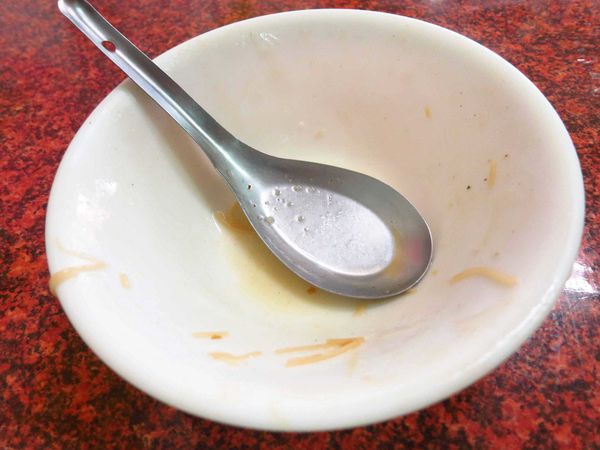 【桃園火車站美食】鶯歌(張)麵線羹-清爽夠味的麵線羹