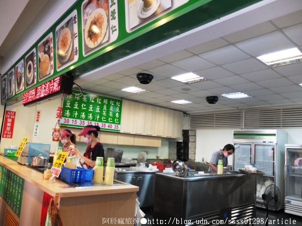 郭記慶中街綠豆湯(總店):【美食特搜。台南中西區】慶中街郭家綠豆湯(總店)。榜上有名 臺南必喝飲品 消暑解渴的指標選擇