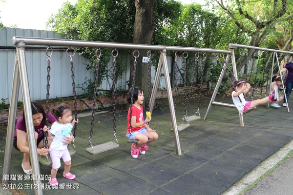 桃園龍貓公車站:桃園,觀音新景點『龍貓公車站』快來和龍貓一起等公車