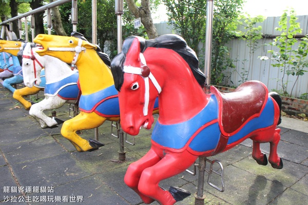 桃園龍貓公車站:桃園,觀音新景點『龍貓公車站』快來和龍貓一起等公車