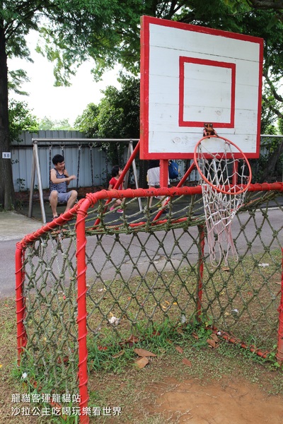 桃園龍貓公車站:桃園,觀音新景點『龍貓公車站』快來和龍貓一起等公車