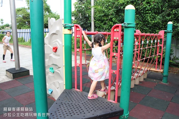 桃園龍貓公車站:桃園,觀音新景點『龍貓公車站』快來和龍貓一起等公車