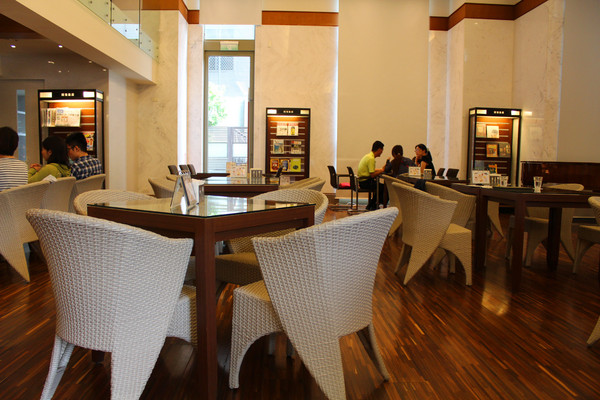 閱築藝文咖啡廳：[台南]藝廊＃美食 培養文藝氣息的好地方 閱築藝文咖啡廳