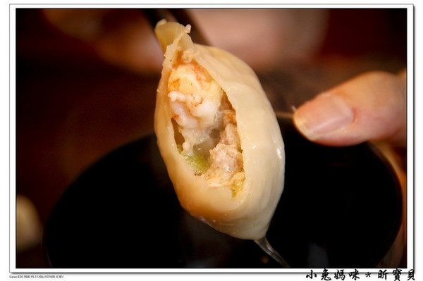 赤兔燒餃子:【美食 ♥ 桃園中壢】☼ 赤兔日式燒餃子 ☼ 現點現做,美味不打折,中原夜市新選擇♥♥