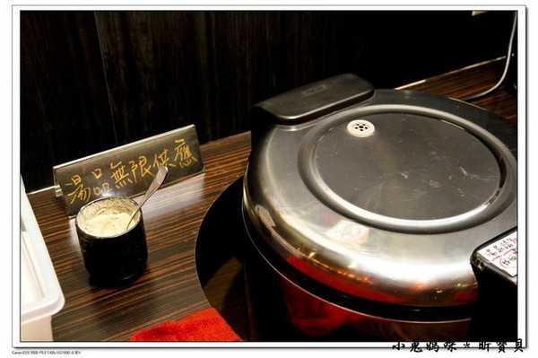 赤兔燒餃子:【美食 ♥ 桃園中壢】☼ 赤兔日式燒餃子 ☼ 現點現做,美味不打折,中原夜市新選擇♥♥