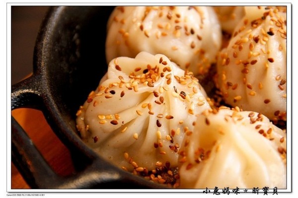 赤兔燒餃子:【美食 ♥ 桃園中壢】☼ 赤兔日式燒餃子 ☼ 現點現做,美味不打折,中原夜市新選擇♥♥