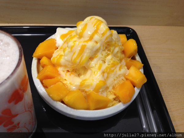 剛好冰果室：[台中 美食]剛好冰果室，抵抗太陽的辣毒嚴防脫水，芒果芒果雪花冰沁涼消暑剛剛好！