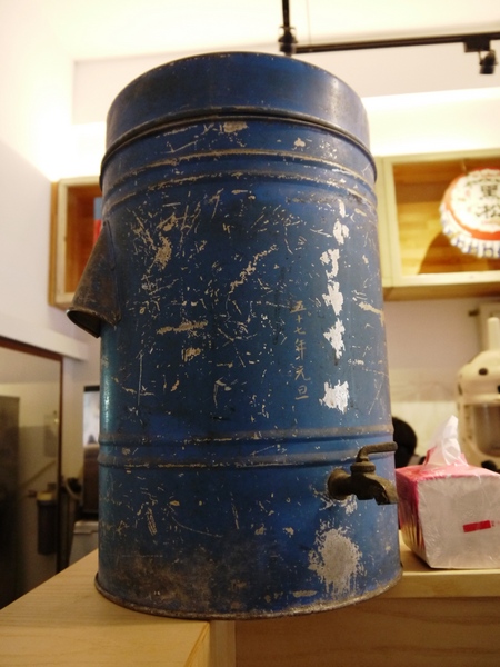 剛好冰果室：[台中北屯區]剛好冰果室，冰品搭配，恰如其名的剛好!剛好旁邊就是文昌國小，剛好賞個花...