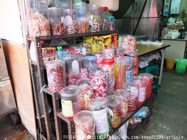 大樹啞巴冰:【美食特搜。高雄大樹區】大樹啞巴冰。近40年私房老冰店 當地山泉水製成冰品 好吃到讓人說不出話來