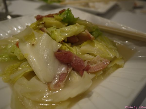 梨山高麗菜 中 $280