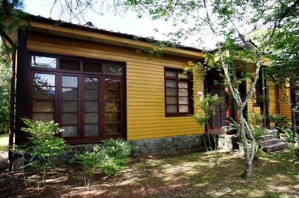 萬大碧湖行館：萬大碧湖行館