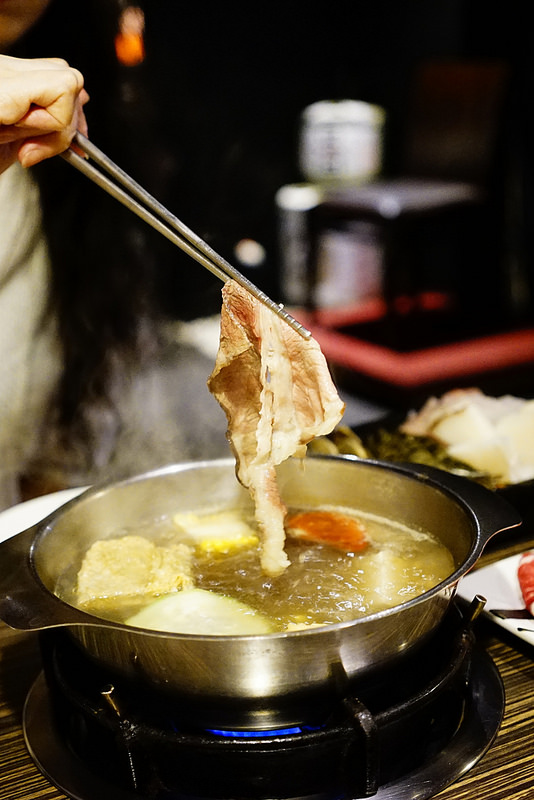 良沐鍋物：良沐鍋物--名店再出發--食材破表湯鮮味美