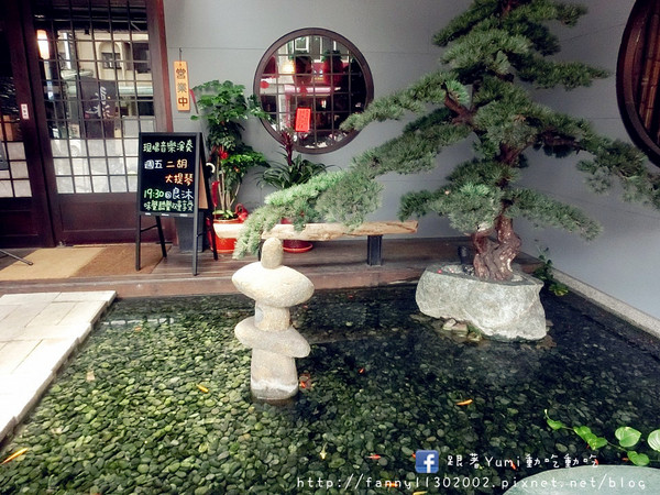 良沐鍋物: 【愛評網口碑券§第98彈】台中南屯區東興路銅板烤肉/講究清新天然的湯底火鍋:清境山當歸、牛蒡、蘋果及多種藥材熬成的湯底!@跟著Yumi尤美美動吃動吃(體驗日期:2015年5月30日)