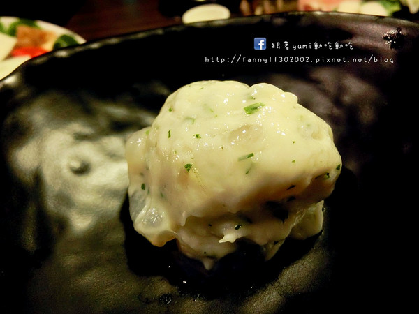 良沐鍋物: 【愛評網口碑券§第98彈】台中南屯區東興路銅板烤肉/講究清新天然的湯底火鍋:清境山當歸、牛蒡、蘋果及多種藥材熬成的湯底!@跟著Yumi尤美美動吃動吃(體驗日期:2015年5月30日)