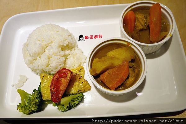P1440268日式咖哩蔬菜燉雞320.JPG