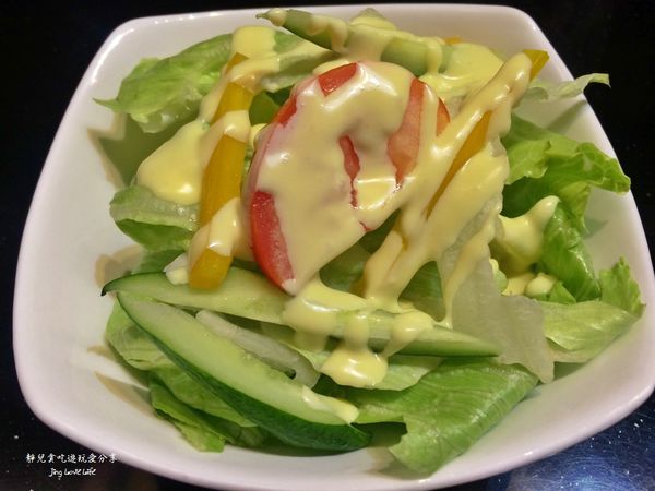 歐巴媽媽：★食★台北。信義安和站→【歐巴媽媽OBAMAMA美食專賣店】各國美味炸雞♥大驚喜雙人套餐