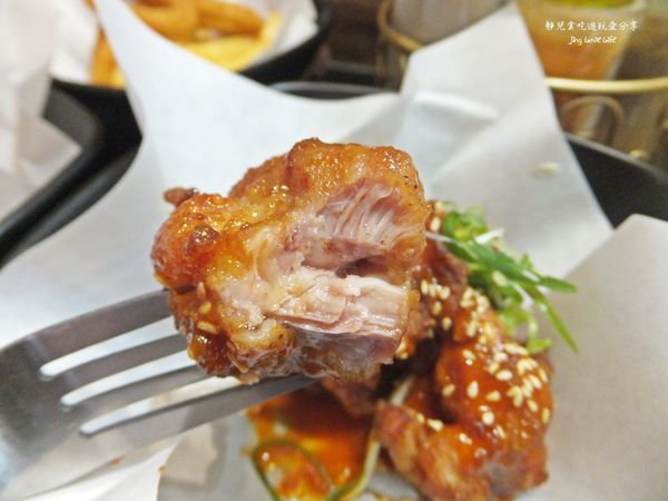 歐巴媽媽：★食★台北。信義安和站→【歐巴媽媽OBAMAMA美食專賣店】各國美味炸雞♥大驚喜雙人套餐