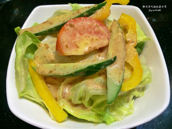 歐巴媽媽：★食★台北。信義安和站→【歐巴媽媽OBAMAMA美食專賣店】各國美味炸雞♥大驚喜雙人套餐