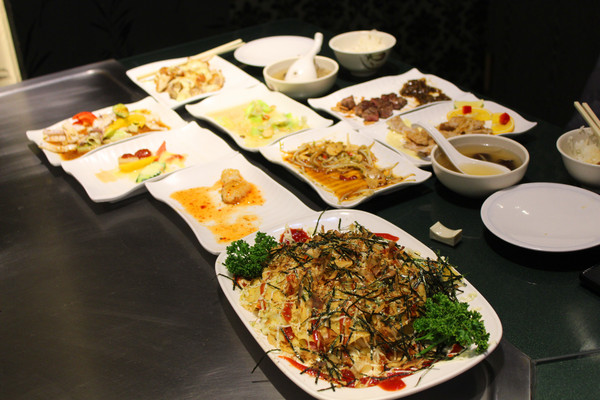 椰如創意鐵板燒(金華店)：[台南]府城老店好味道 椰如創意鐵板燒(金華店)