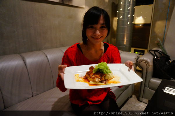 【東區餐廳】Big Apple心靈燒烤  國父紀念館站優質Lounge BAR美酒.美食