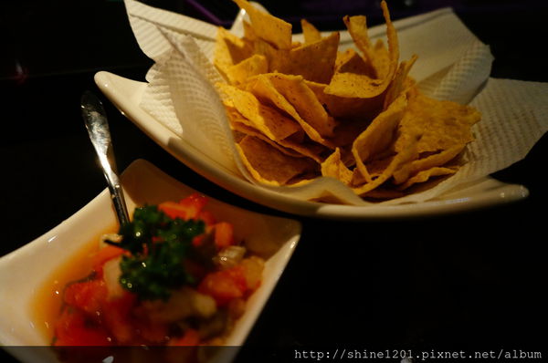 國父紀念館小酒吧【Big Apple心靈燒烤】