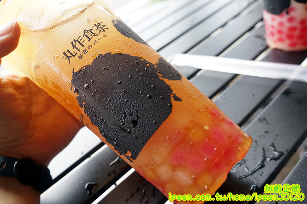 丸作食茶:【台南-東區】珍珠x手作..買百丸很大!~大推丸三冬瓜檸檬.仙人掌珍珠鮮奶綠.黑芝麻珍珠鮮奶綠...《丸作食茶》