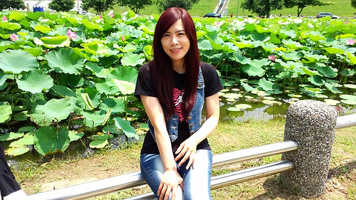 疏洪荷花公園：【新北市景點】二重疏洪荷花公園~荷花在綠葉之間綻放，輕輕地搖曳著迷人的身姿