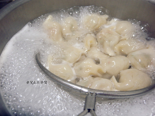 泰凱食堂：[宅配] 泰凱食堂 各大媒體報導 不用出門在家也能吃到超好吃泰式料理，方便又簡單1秒變大廚!