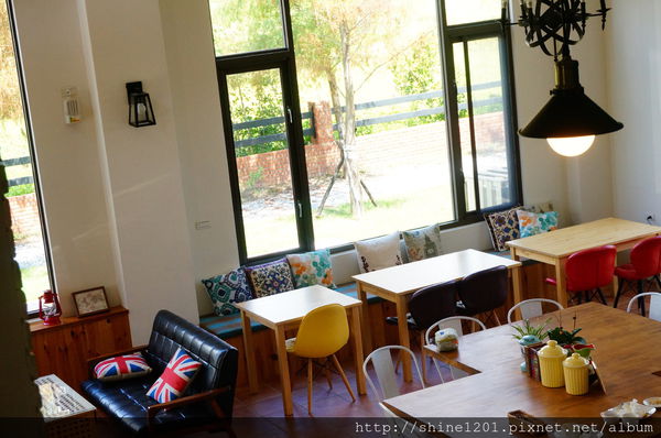 花蓮民宿推薦 - 森林中民宿 / 羊兒煙囪民宿系列