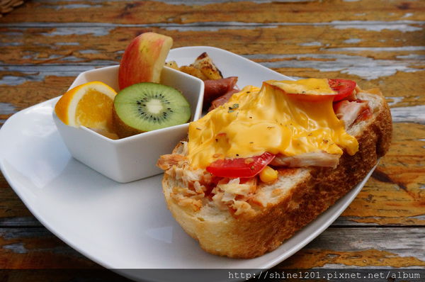 花蓮民宿推薦 - 森林中民宿 / 羊兒煙囪民宿系列